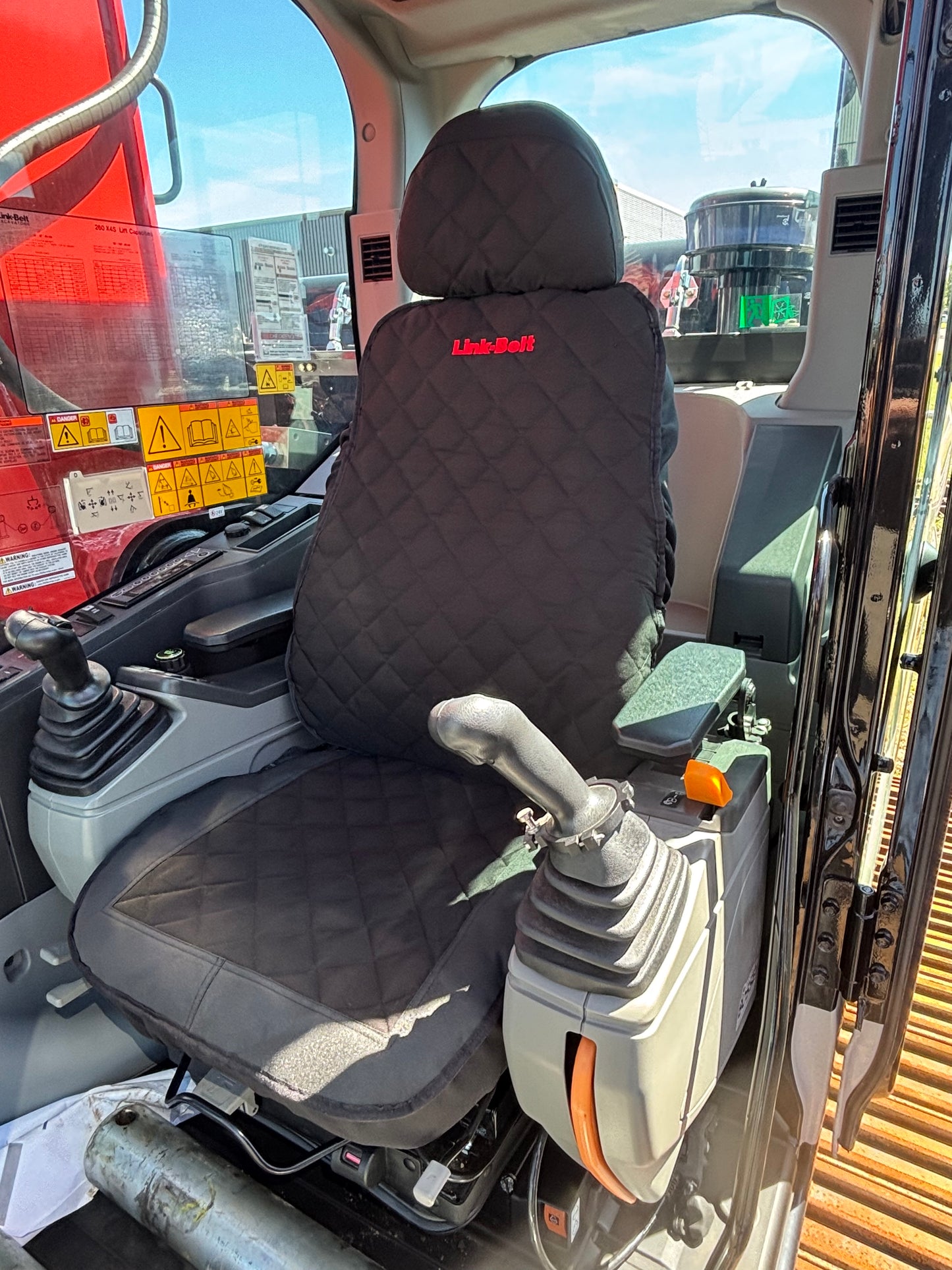 LINK-BELT EXCAVATOR -EX-LINK-260-A-HD